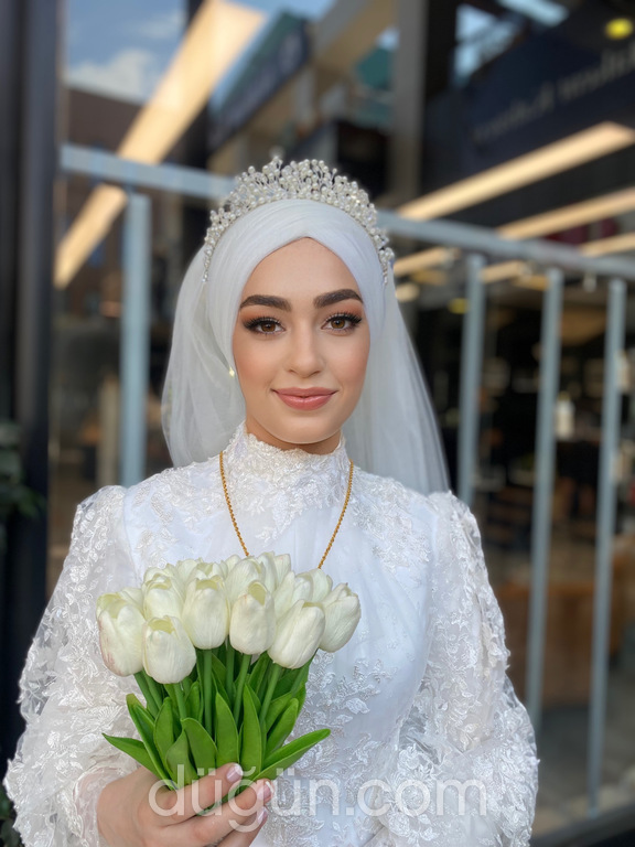 Tuğba Esen Türban Tasarım & Makeup
