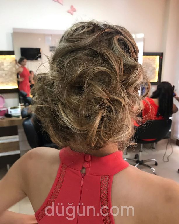 Madame Naz Name Kuaför