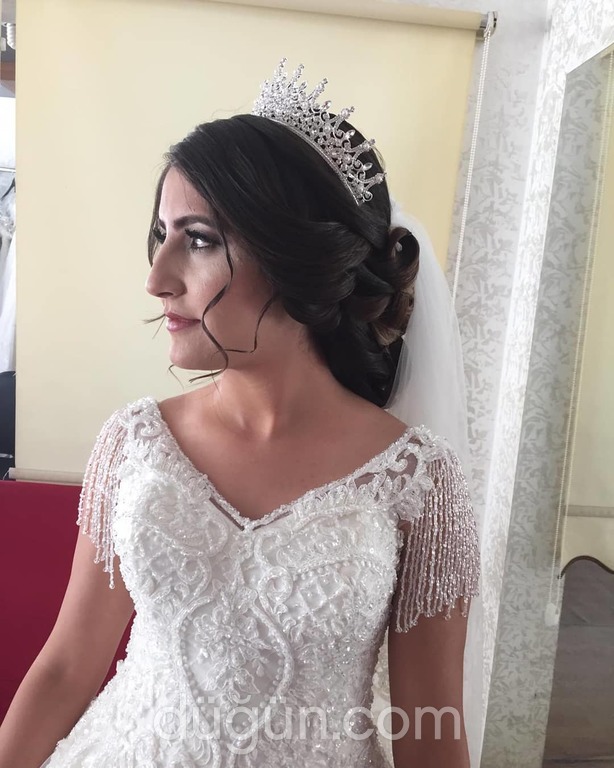 Özlem Kuaför ve Moda Evi