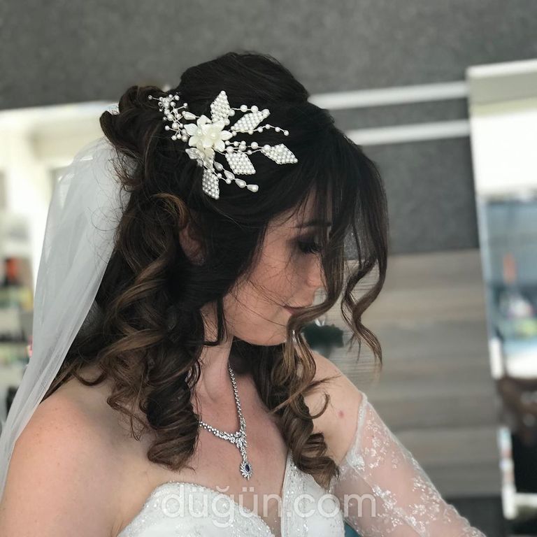 Moonlight Saç Tasarım