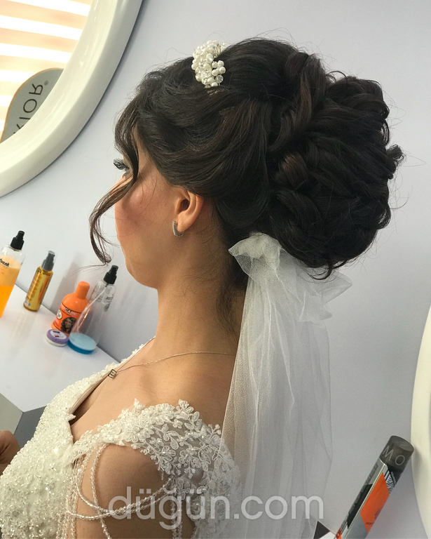 Kadınca Kuaför Bornova