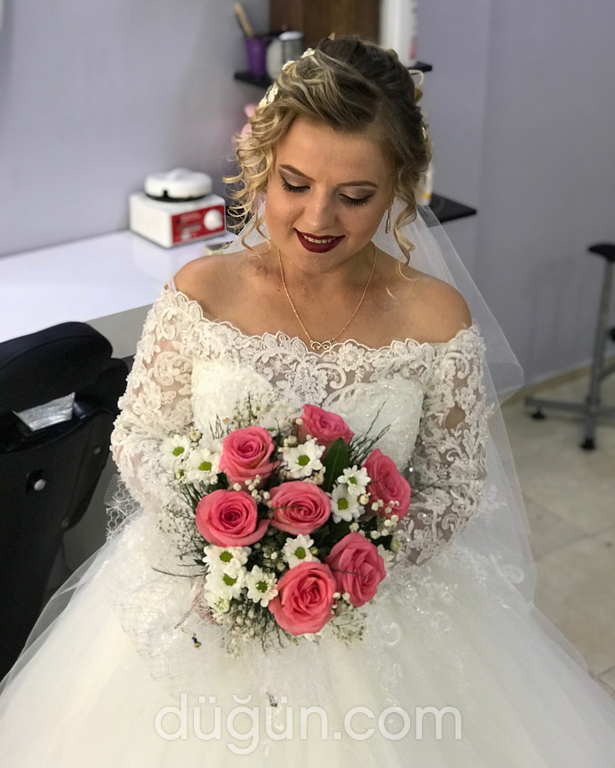 Kadınca Kuaför Bornova