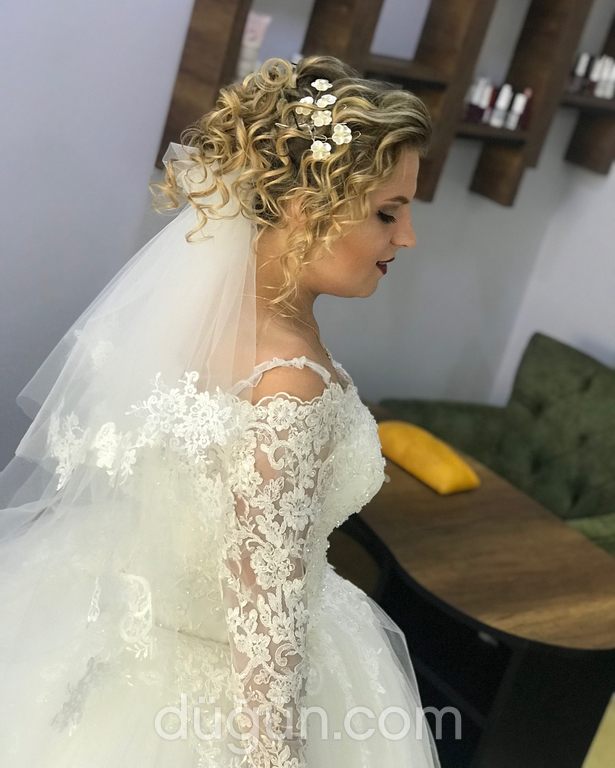 Kadınca Kuaför Bornova