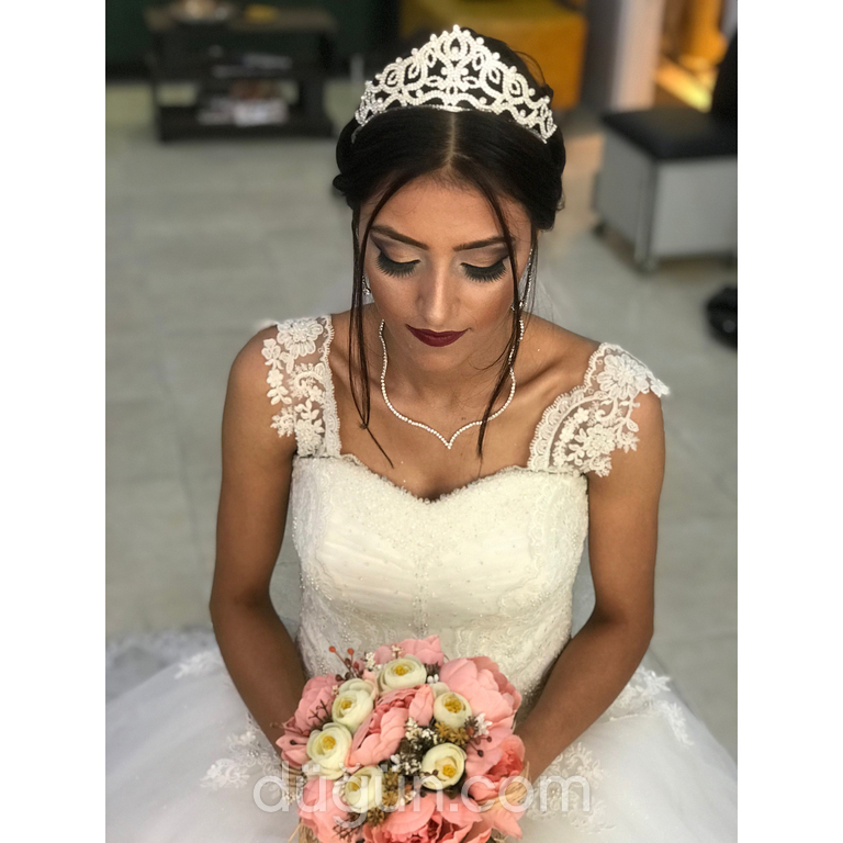 Kadınca Kuaför Bornova