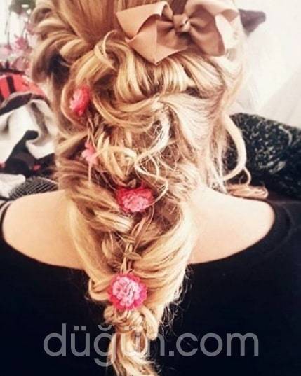 Modelüx Kuaför & Güzellik Salonu