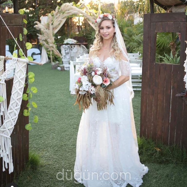 Ahmet Emir Mühürlü Saçlar