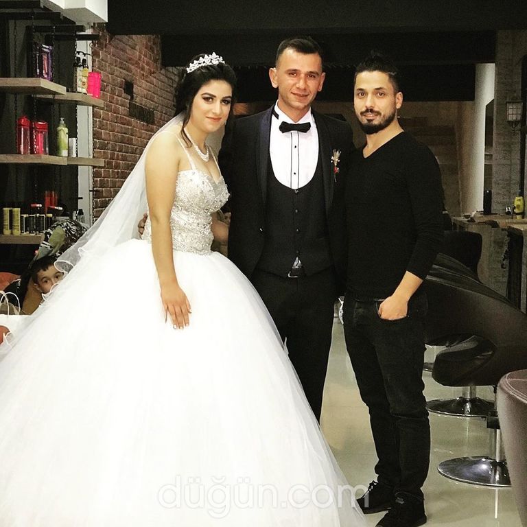 Ahmet Emir Mühürlü Saçlar