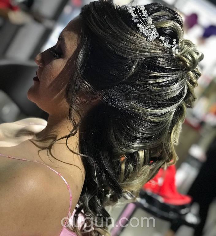 Ahmet Emir Mühürlü Saçlar