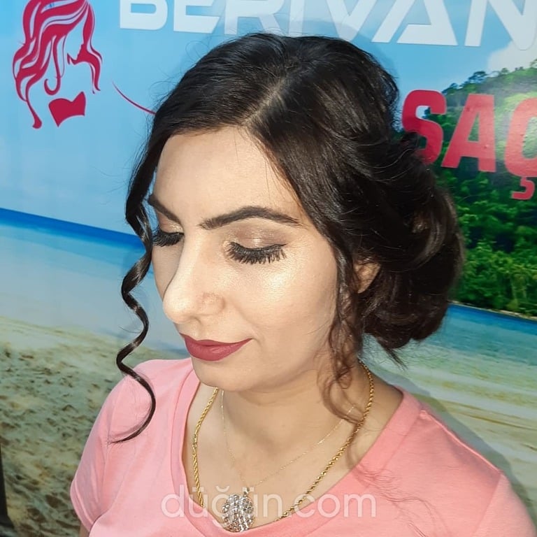 Berivan Taşkın Saç Tasarım