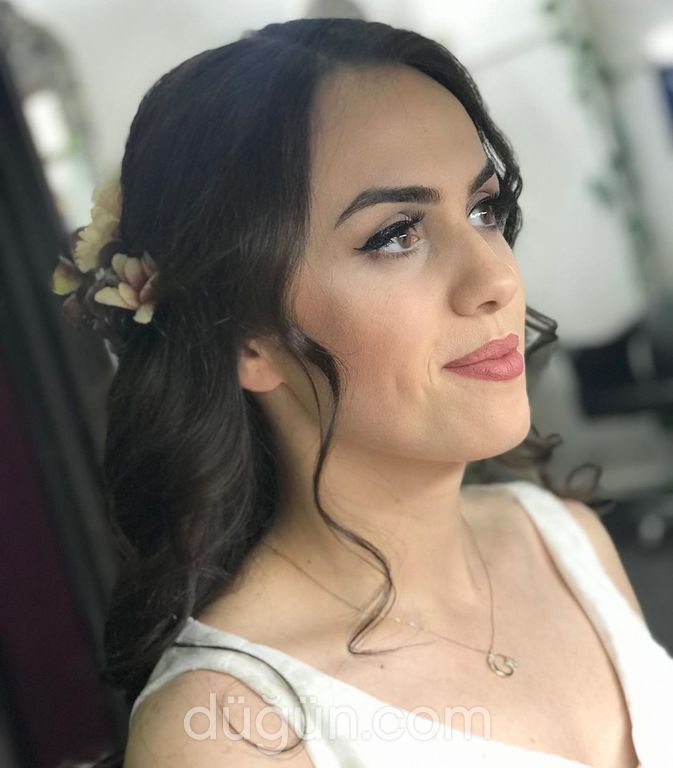 Bellezza Kuafor Ayla Sarıoğlu