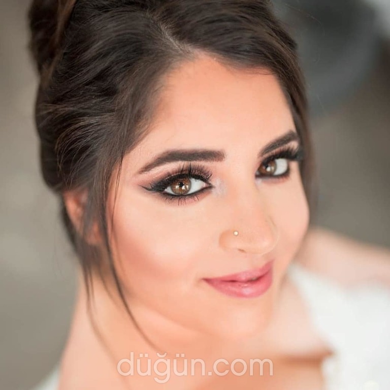 Gökçen Keskin Hair Stylist