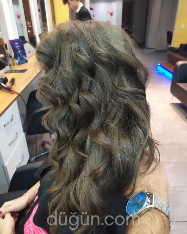 Queen Coiffeur