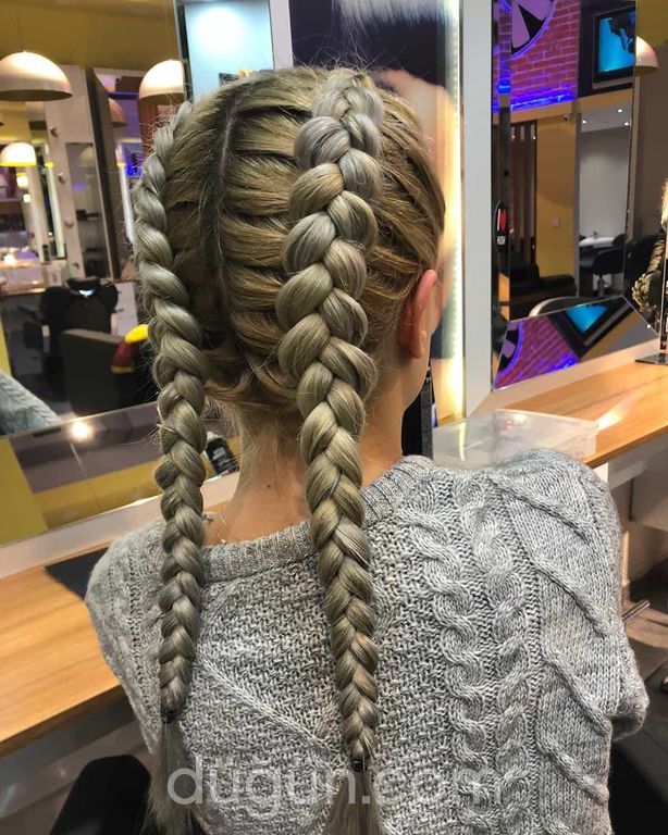 Queen Coiffeur