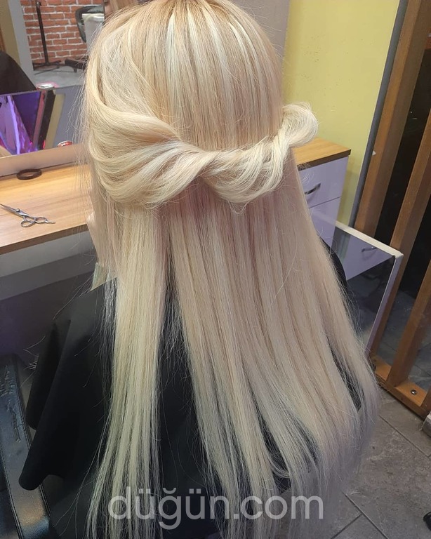 Queen Coiffeur