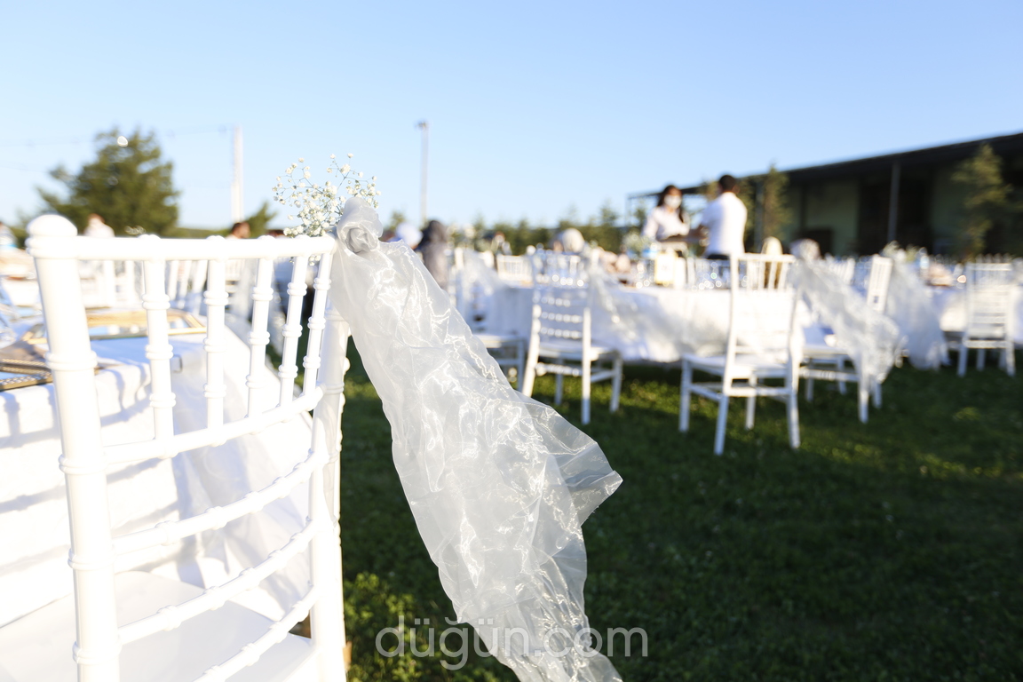 Çetinkaya Fabrika Garden Kır Düğünü