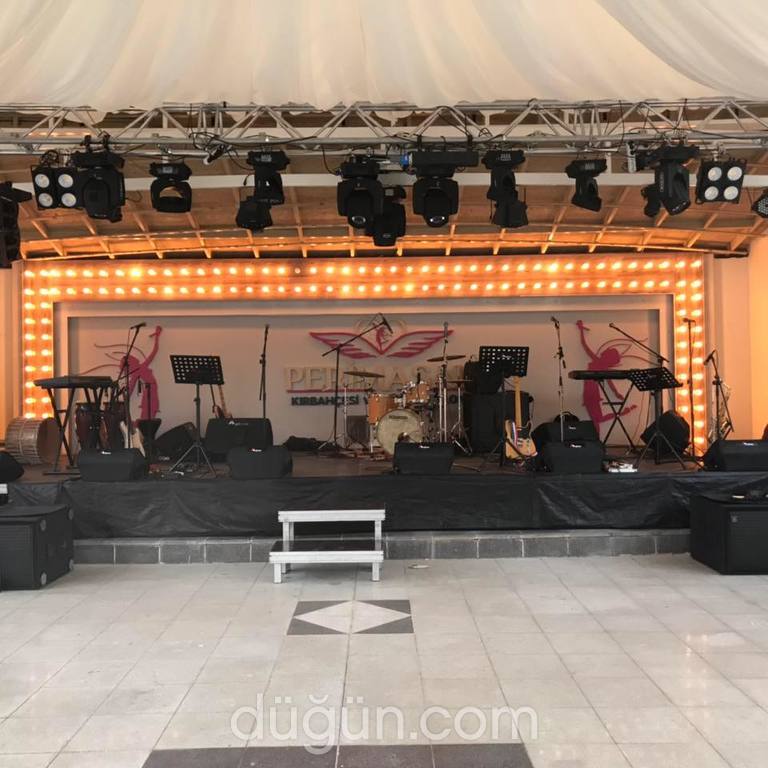 Peri Masalı Kır Bahçesi