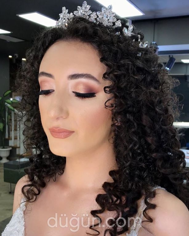 Öznur Koçoğlu Hairdresser