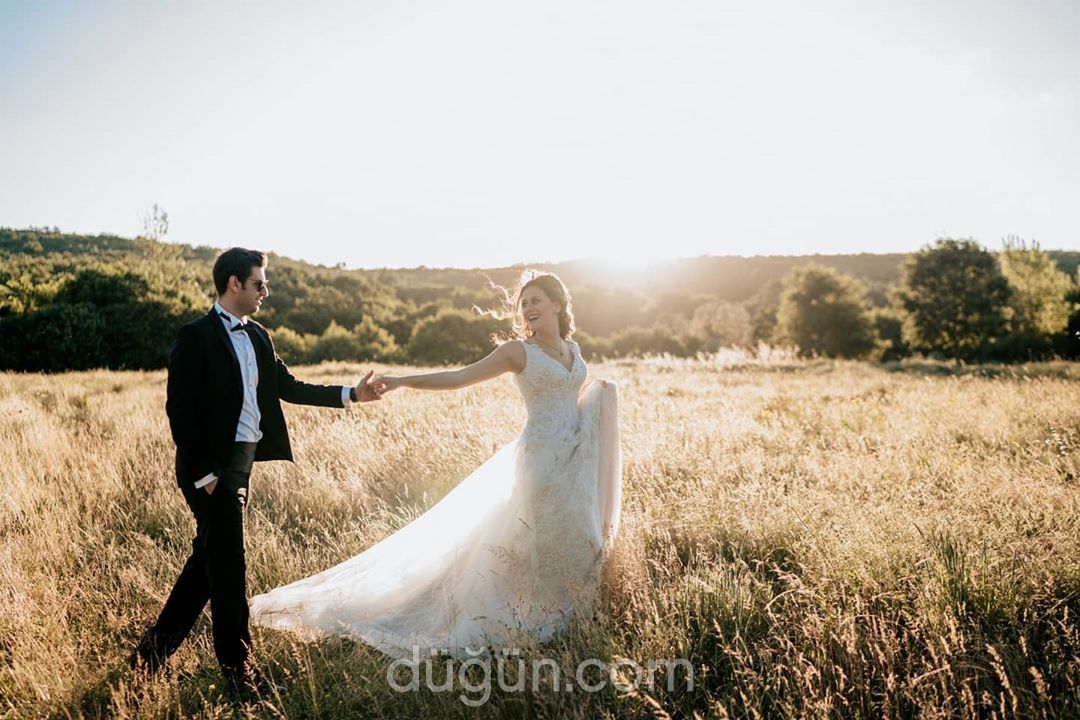 Love Weddings Photography