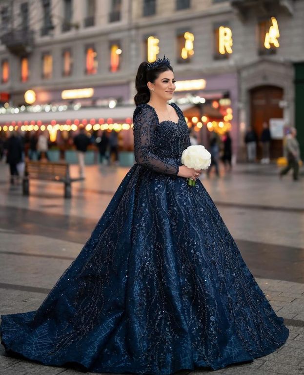 Büşra Karaer Modaevi