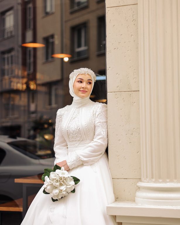 Büşra Karaer Modaevi