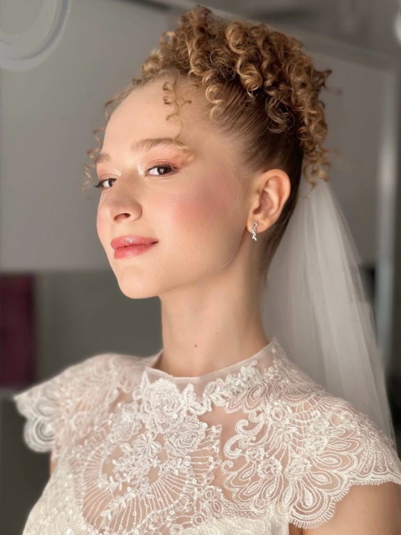 Güneş Ark Make Up Artist