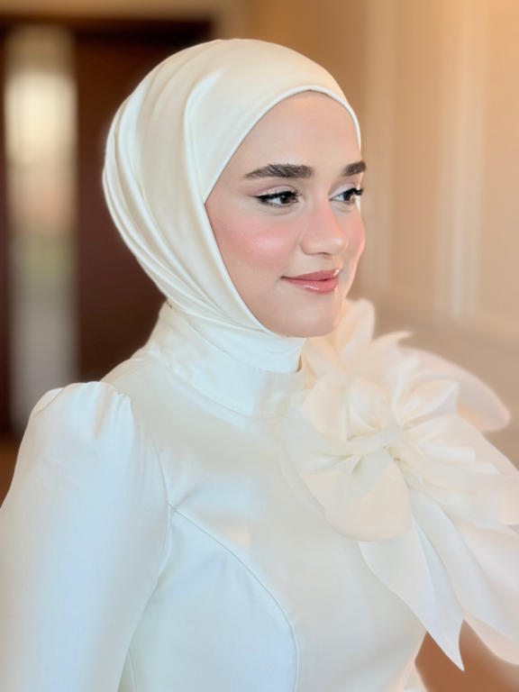 Güneş Ark Make Up Artist