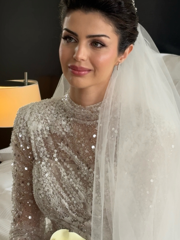 Güneş Ark Make Up Artist