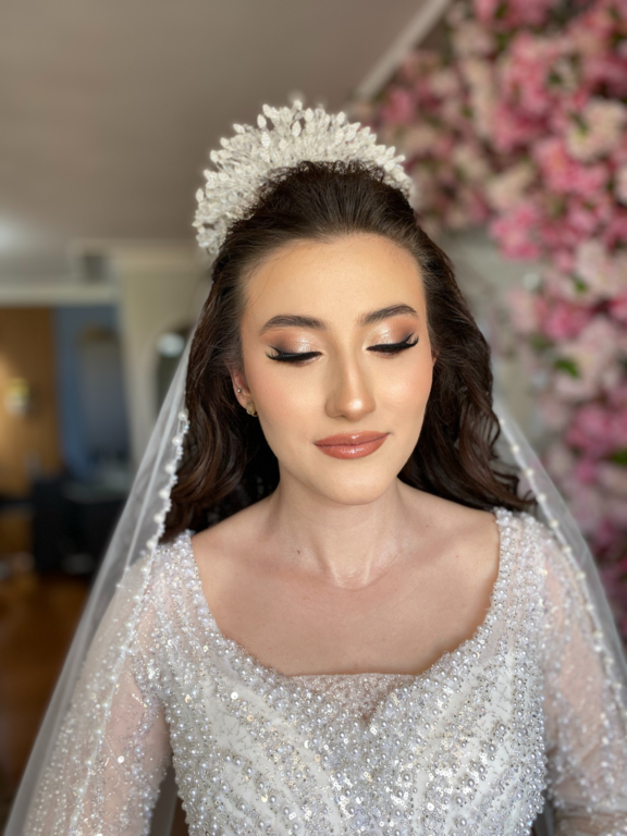 Meltem Rüzgar Saç Tasarım