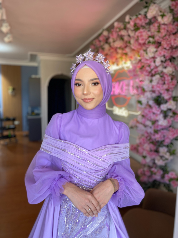 Meltem Rüzgar Saç Tasarım