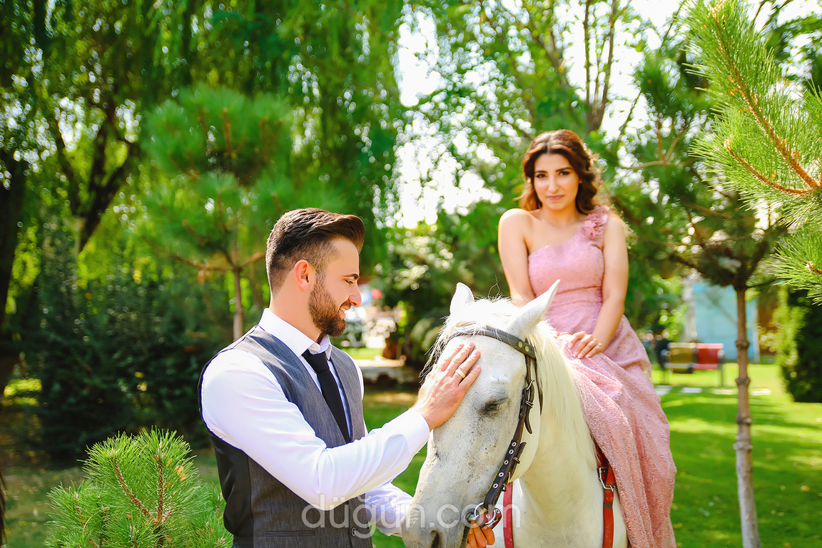 Mia Wedding Photography