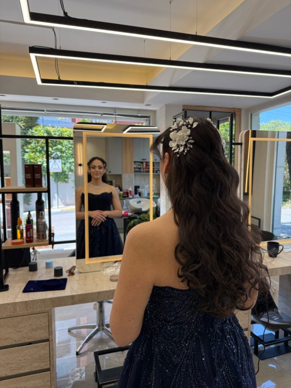 İdris Şahin Saç Tasarım