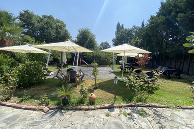 Serander Kır Bahçesi