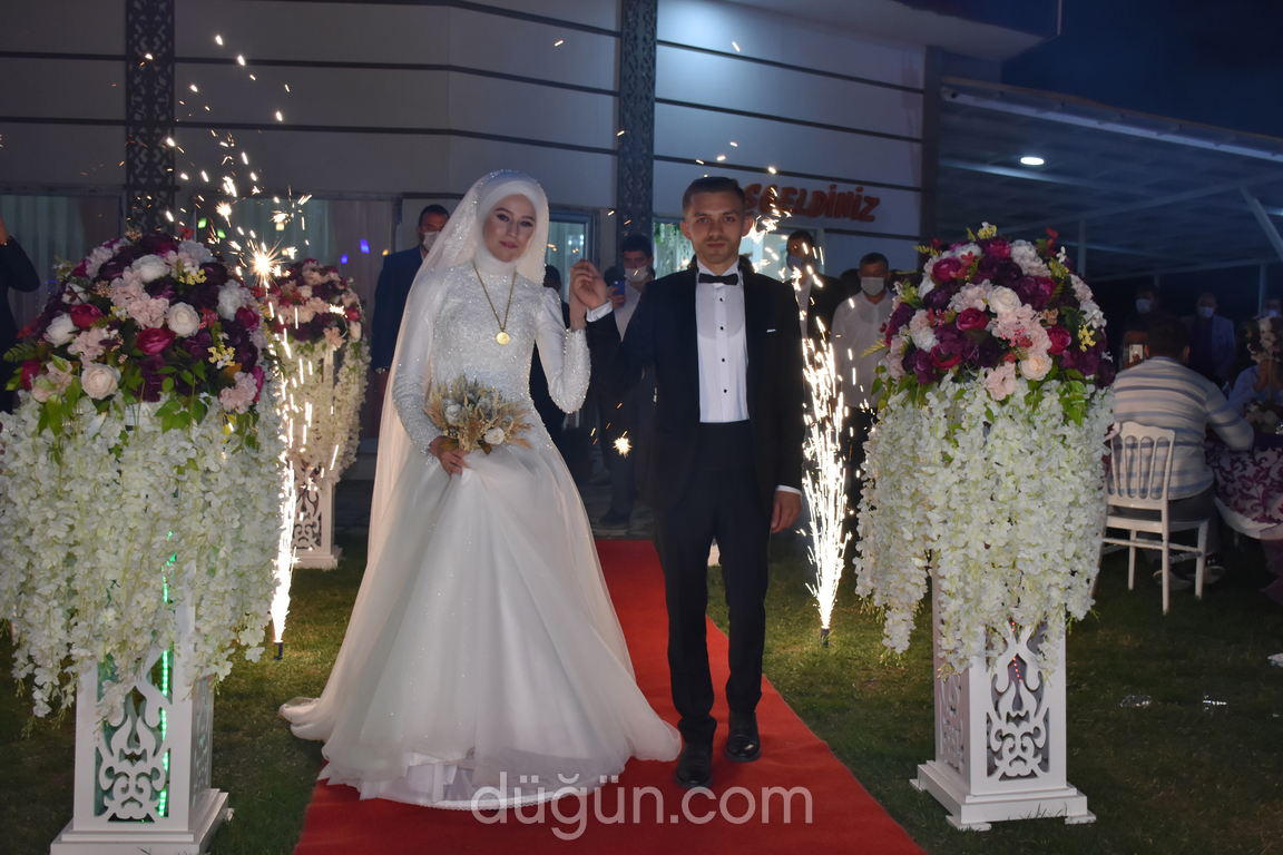 Seray Kır Düğünü