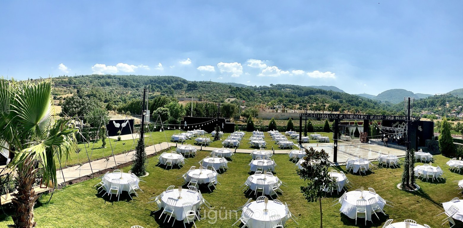 Jasmin Jardin Wedding