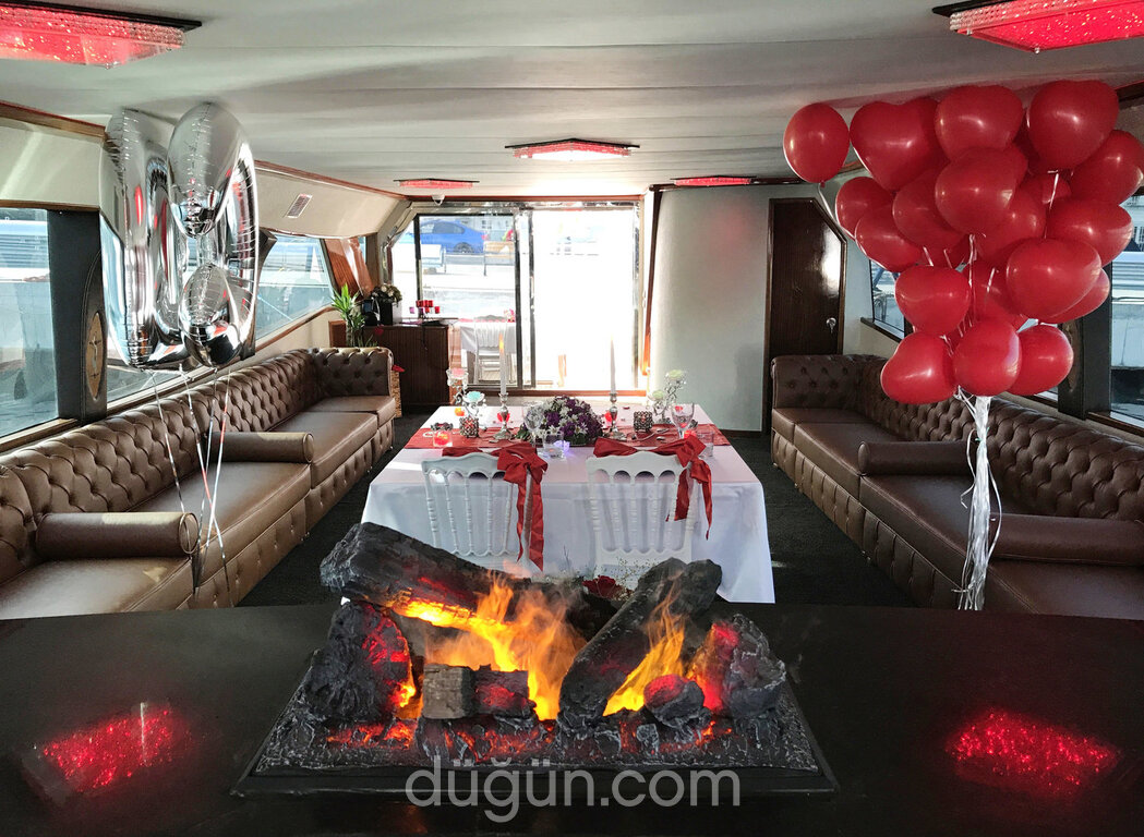 Su Yat Evlilik Teklifi