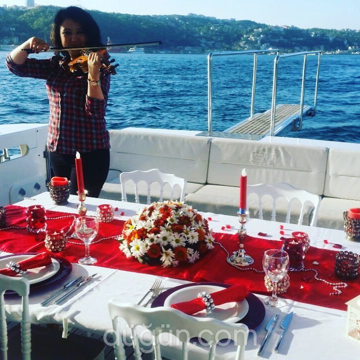 Su Yat Evlilik Teklifi