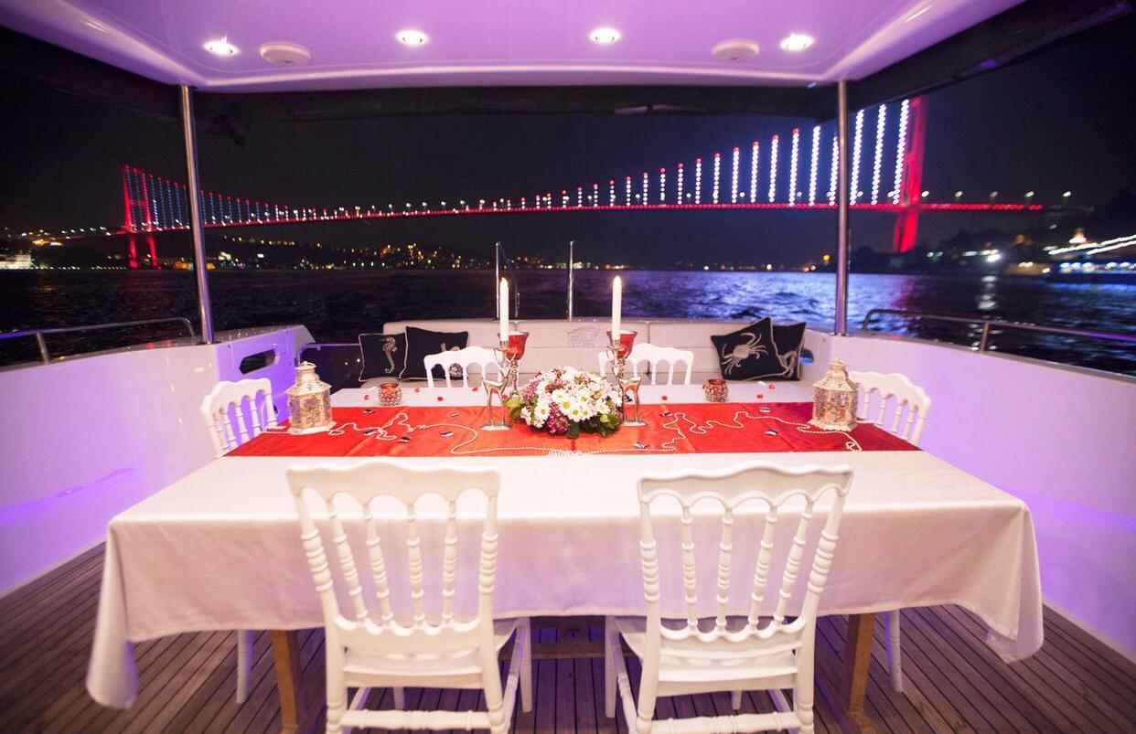 Su Yat Evlilik Teklifi