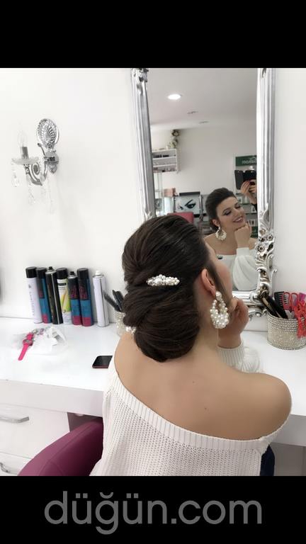 Hayat Hair & Make Up Studio