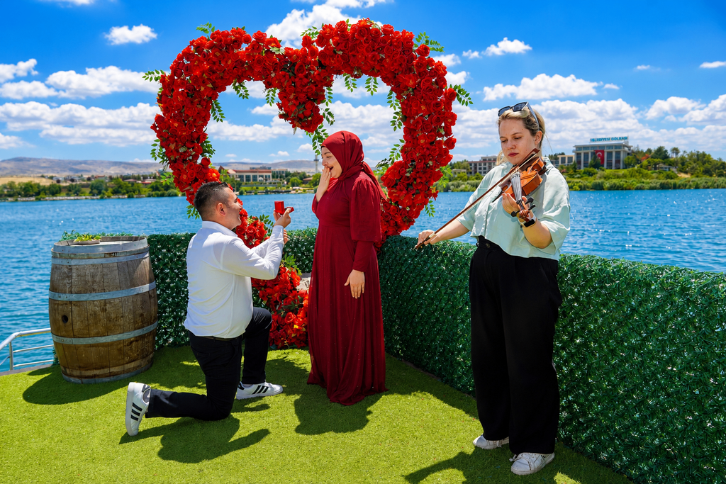 Teknede Evlenme Teklifi - 2569639