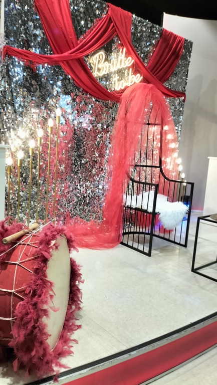 Sürpriz Mekan ve Parti