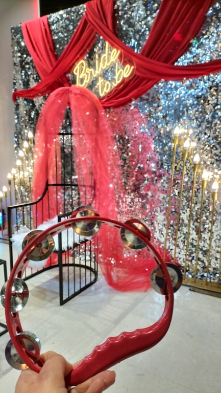 Sürpriz Mekan ve Parti