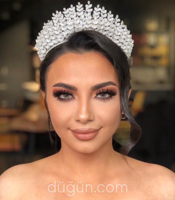 Freelance Makyöz Pırıltı Erbilöz Make Up
