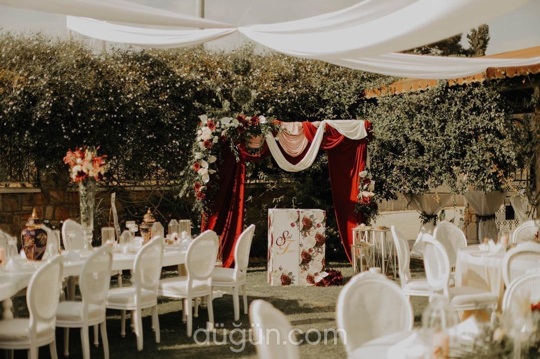 Merve Yağmur Organizasyon Ve Çiçekçilik