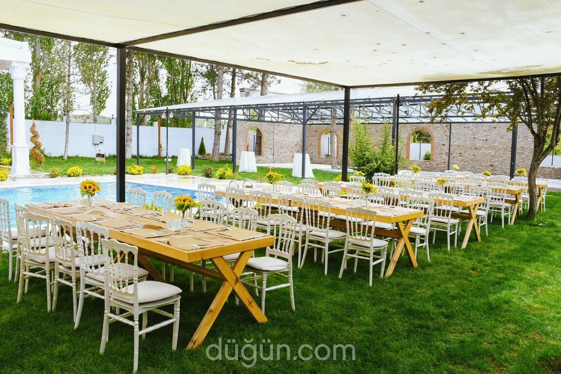 Vivaldi Garden Events