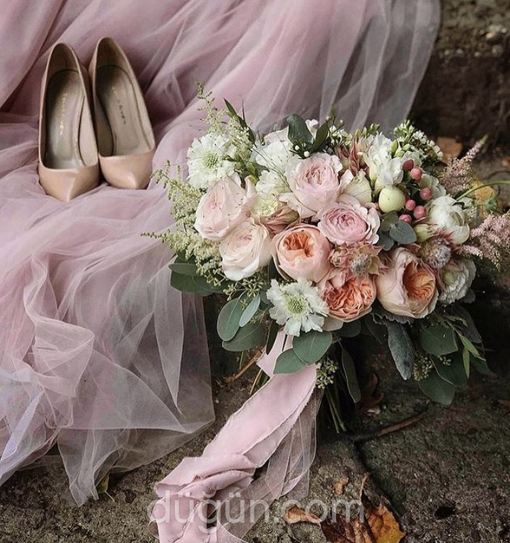 B'jealous Flowers & Events