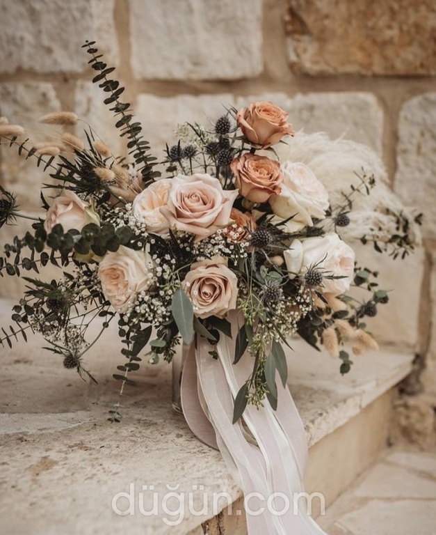 B'jealous Flowers & Events