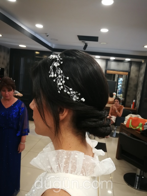 Mesut Çorlu Unisex Coiffeur Solarium