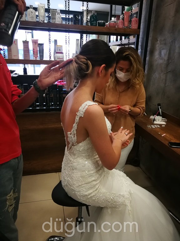 Mesut Çorlu Unisex Coiffeur Solarium