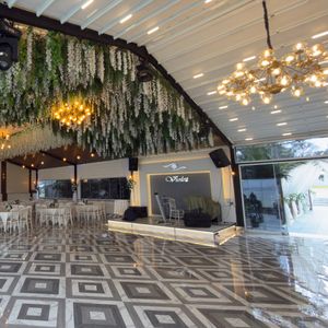 image-2496318