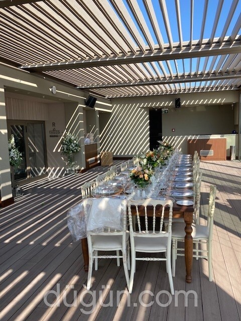 İzmir Marriott Fiyatları - Kulüpler/Davet Alanları İzmir